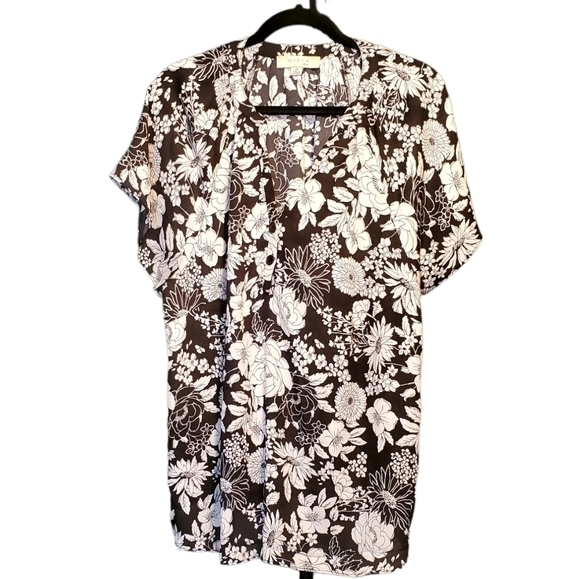 Misia Tops - Misia Curvy Floral Black White Blouse Plus Size 3X